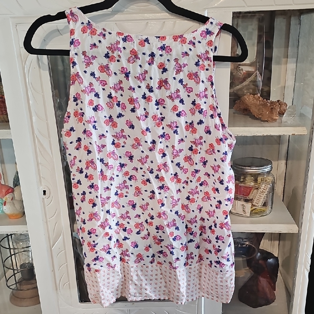 GAP White Floral Tank Top - Picture 2 of 7